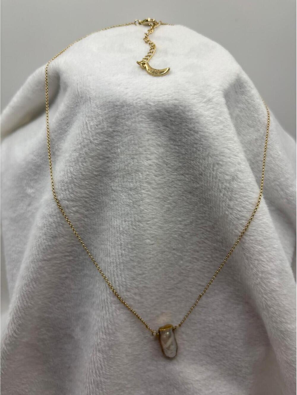 Luna Norte Gold Tone Mother of Pearl Pendant Necklace